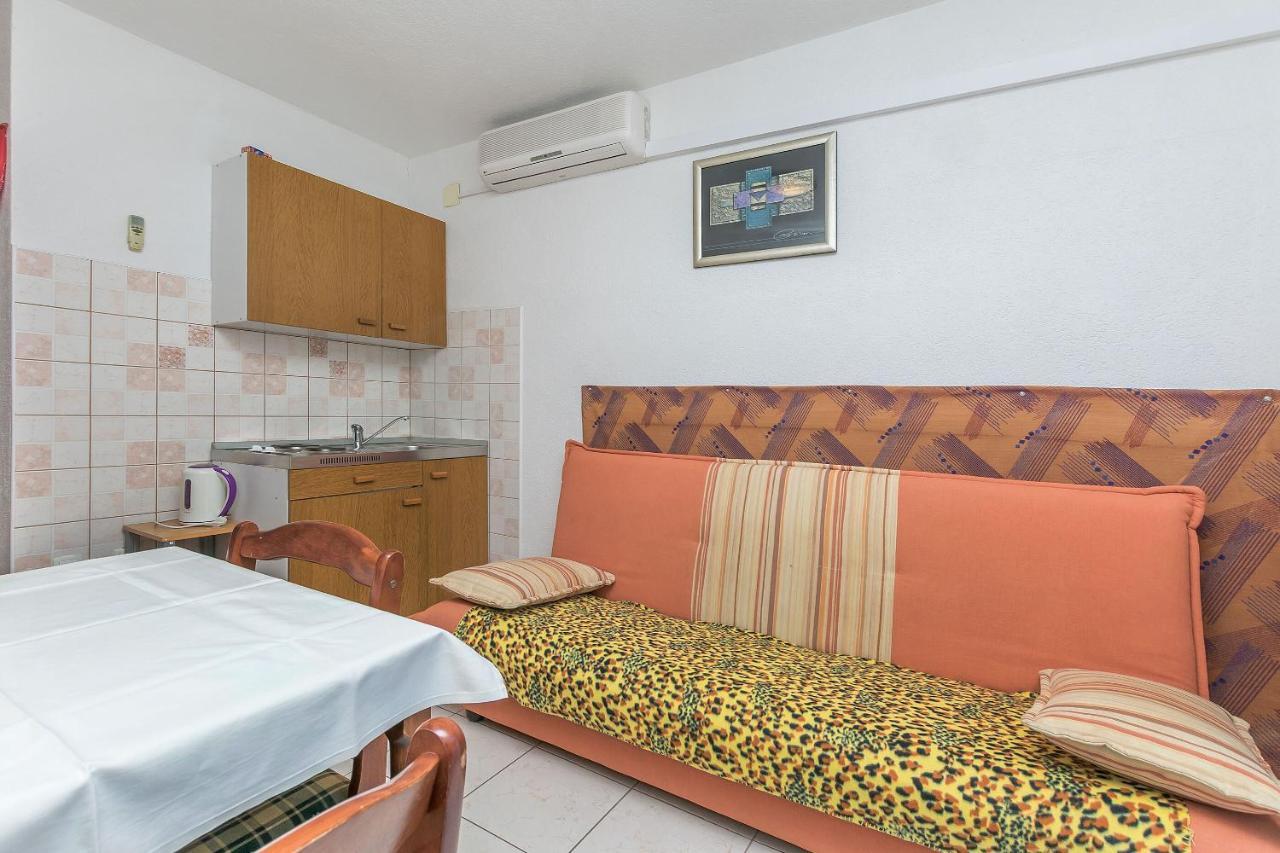 Apartments Mara Дуче Экстерьер фото
