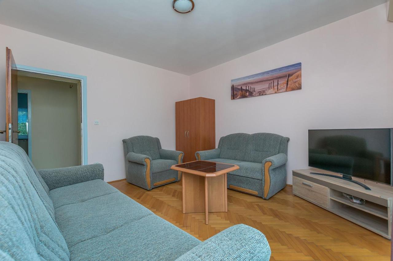 Apartments Mara Дуче Экстерьер фото